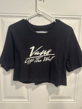 Women’s vans off the wall crop top t shirt black and white xl